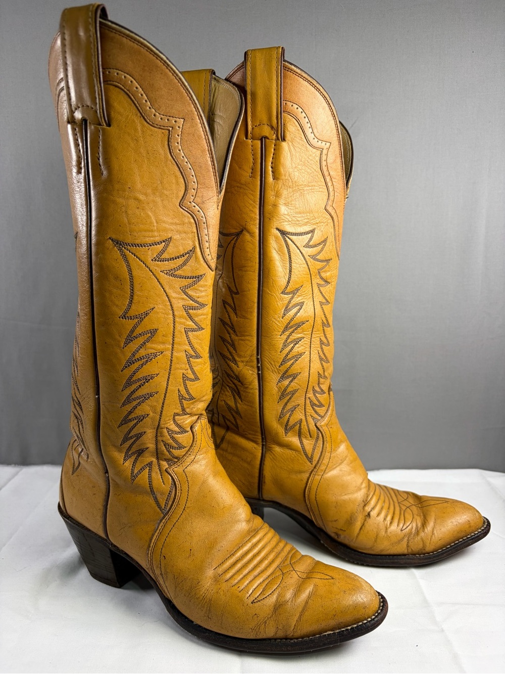 VTG 80’s Justin Tan Leather Cowgirl Boots Women's 6.5 Made in USA AS IS